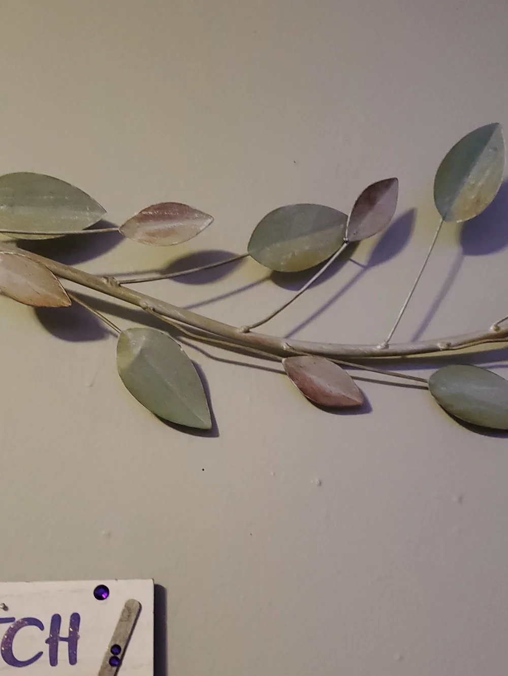 Metal Decorative Hanging Faux Eucalyptus Garland in Green